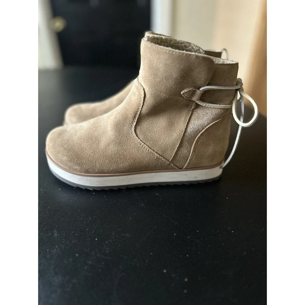 Women's Merrell Juno Bluff Polar Boots Faux Sherpa Lining Size 7 Tan Suede
